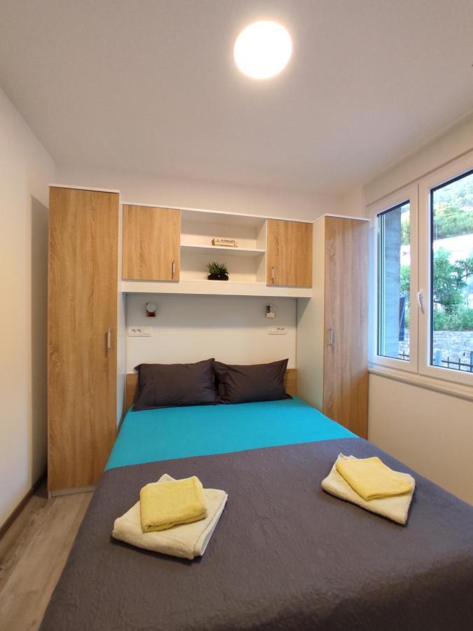 Apartment Ravnice オミシュ エクステリア 写真