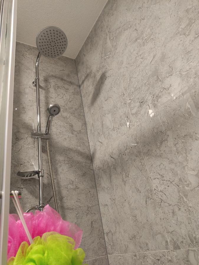Apartment Ravnice オミシュ エクステリア 写真