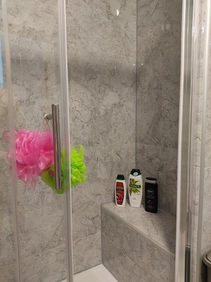 Apartment Ravnice オミシュ エクステリア 写真